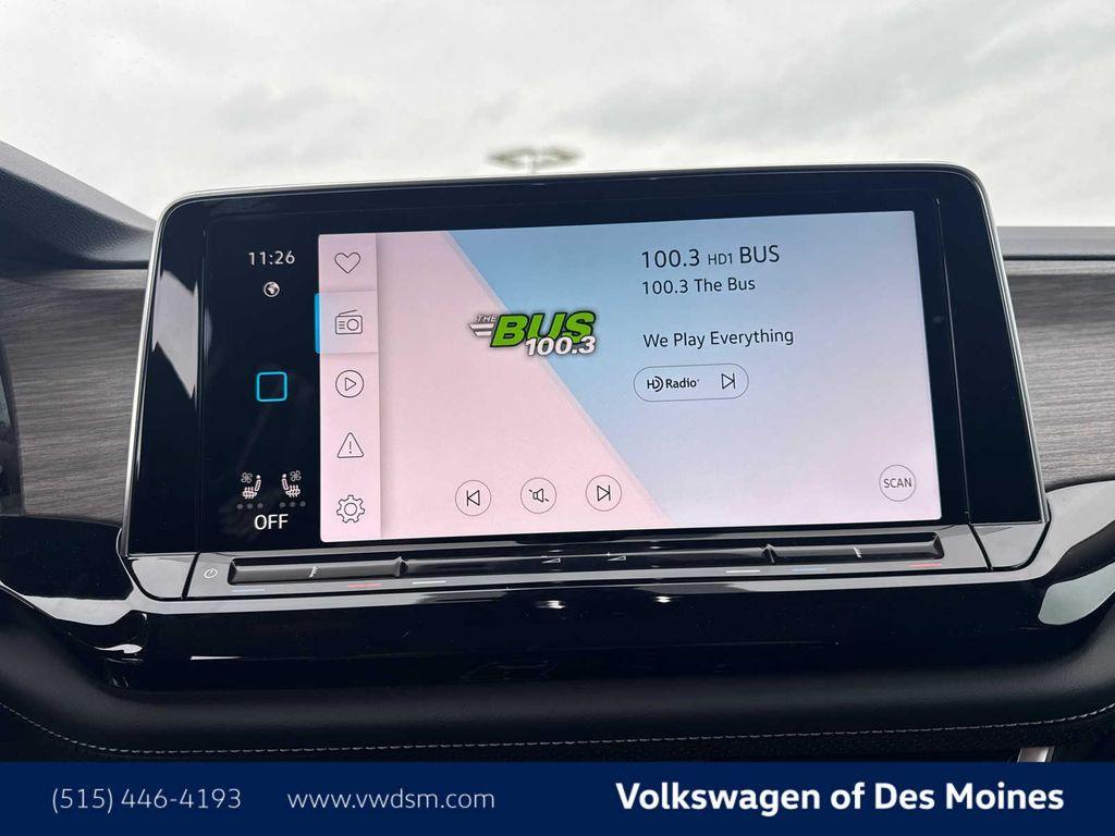 new 2025 Volkswagen Atlas car, priced at $46,009