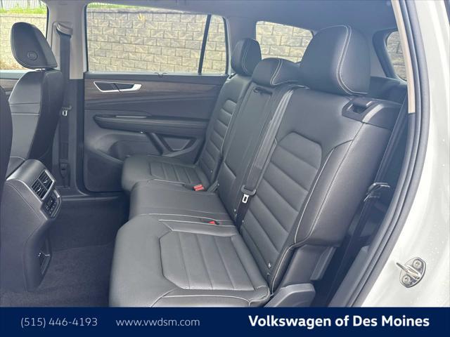 new 2025 Volkswagen Atlas car, priced at $49,998