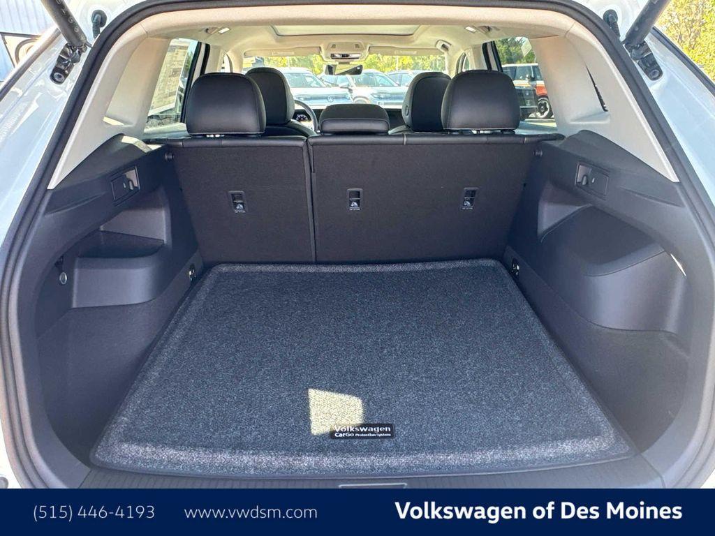 new 2025 Volkswagen Tiguan car, priced at $35,270