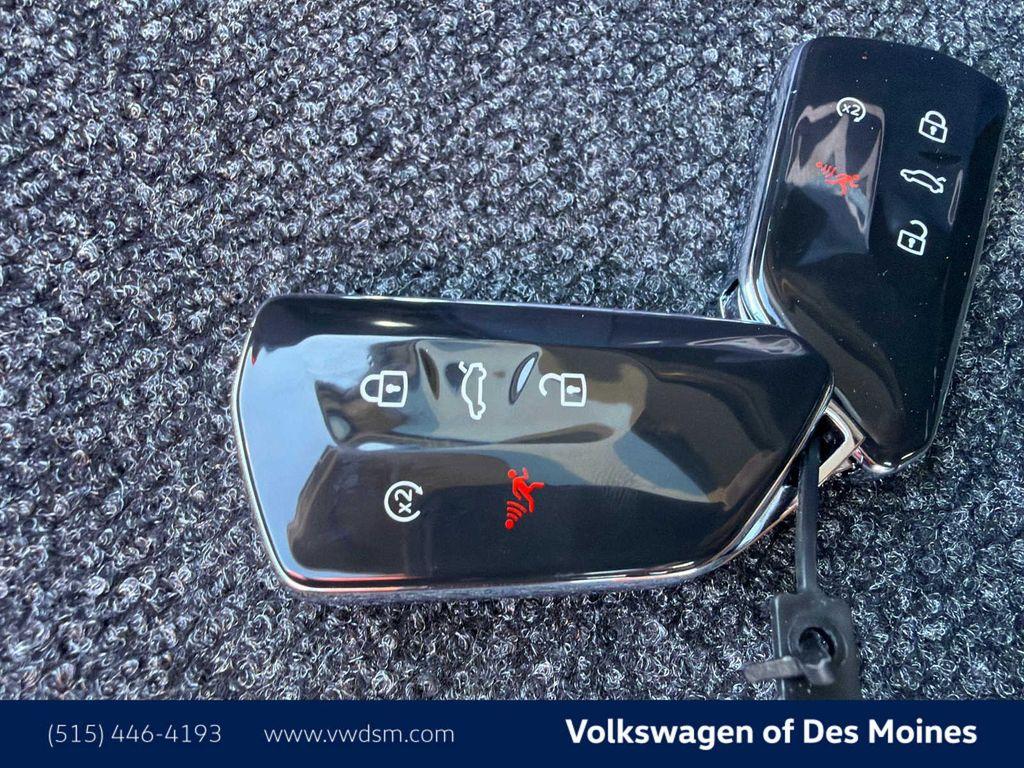 new 2026 Volkswagen Atlas Cross Sport car, priced at $53,697