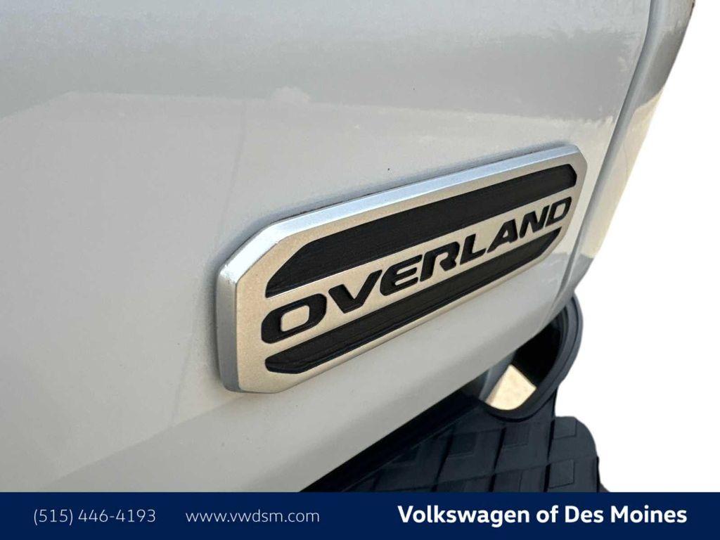 used 2023 Jeep Gladiator car, priced at $29,104