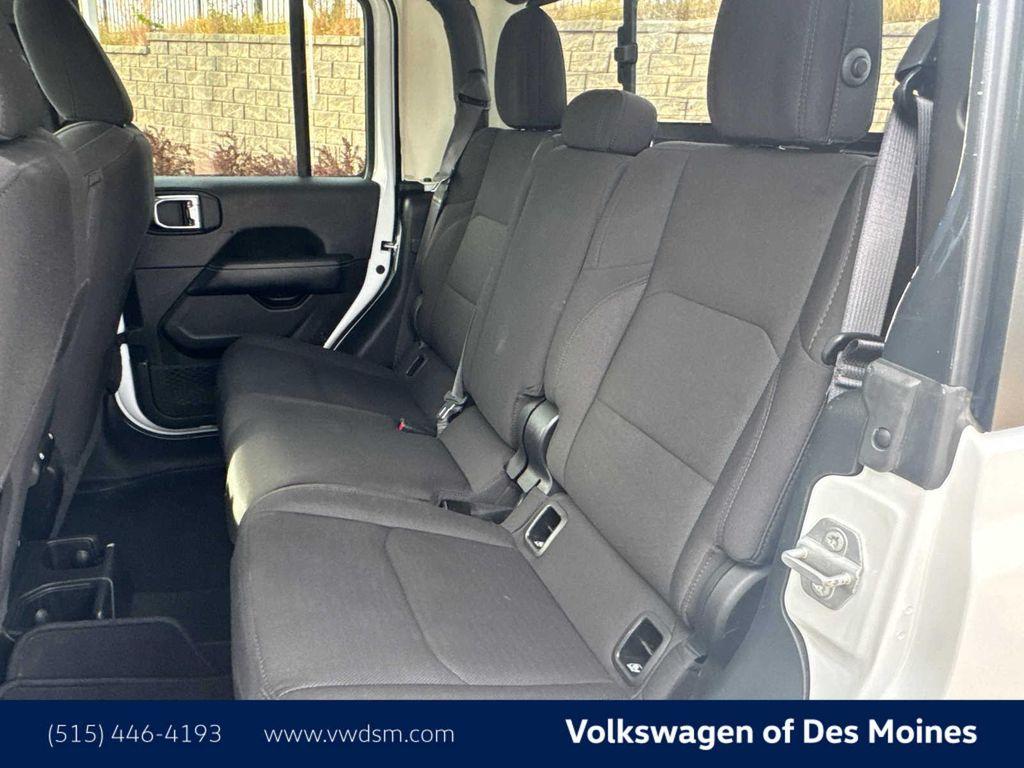 used 2023 Jeep Gladiator car, priced at $29,104