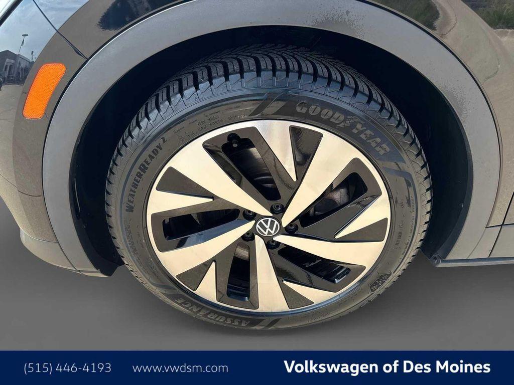 used 2021 Volkswagen ID.4 car, priced at $16,481