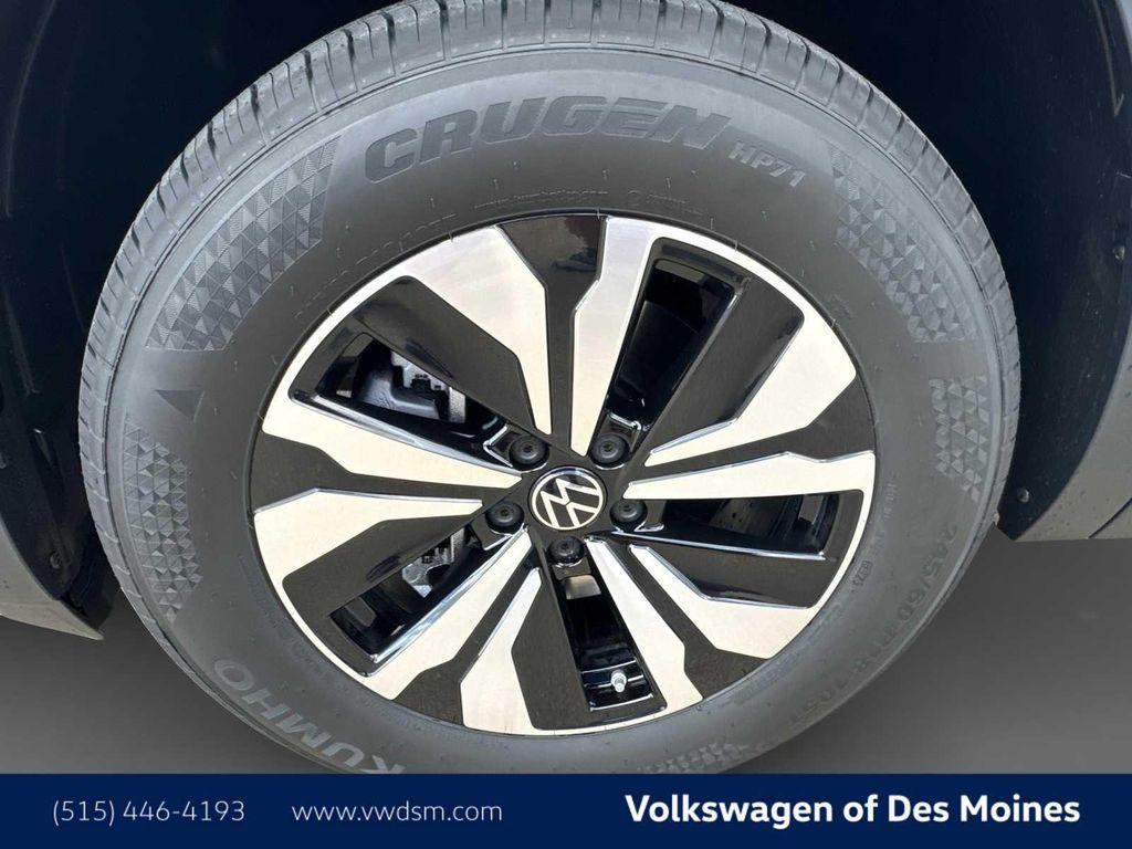 new 2026 Volkswagen Atlas Cross Sport car, priced at $40,705