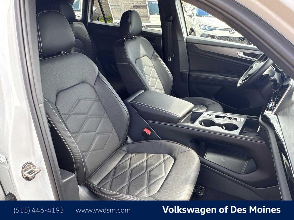 new 2026 Volkswagen Atlas Cross Sport car, priced at $40,705