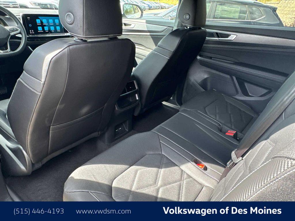 new 2026 Volkswagen Atlas Cross Sport car, priced at $40,705