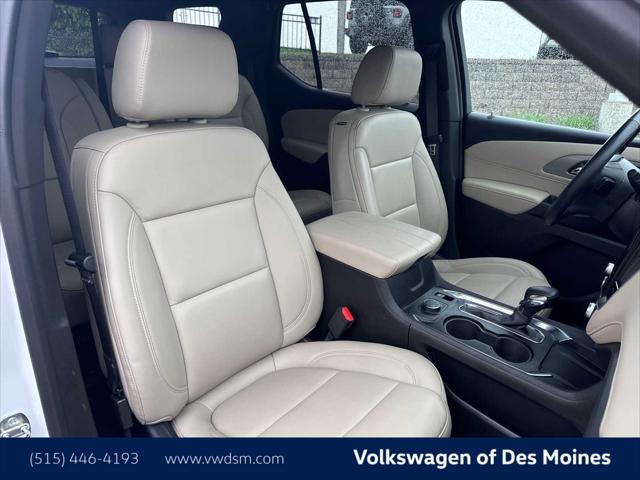 used 2023 Chevrolet Traverse car, priced at $32,998