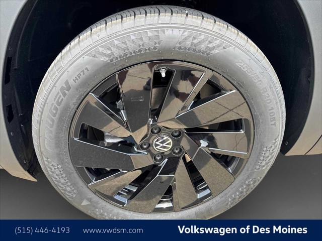 new 2025 Volkswagen Atlas car, priced at $45,998