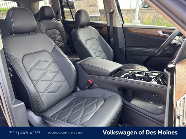 new 2025 Volkswagen Atlas car, priced at $45,998
