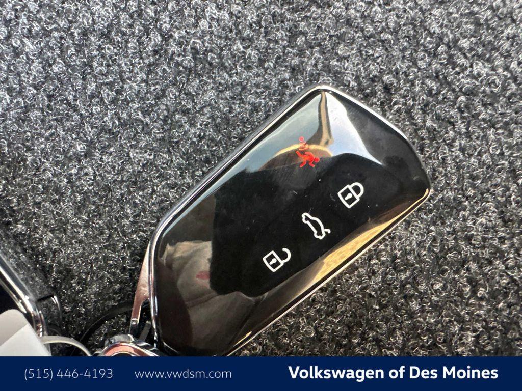 new 2026 Volkswagen Atlas Cross Sport car, priced at $46,040