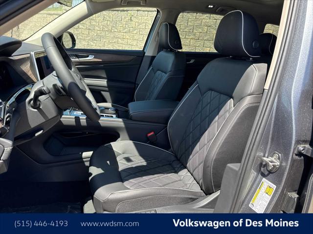 new 2025 Volkswagen Atlas car, priced at $54,498