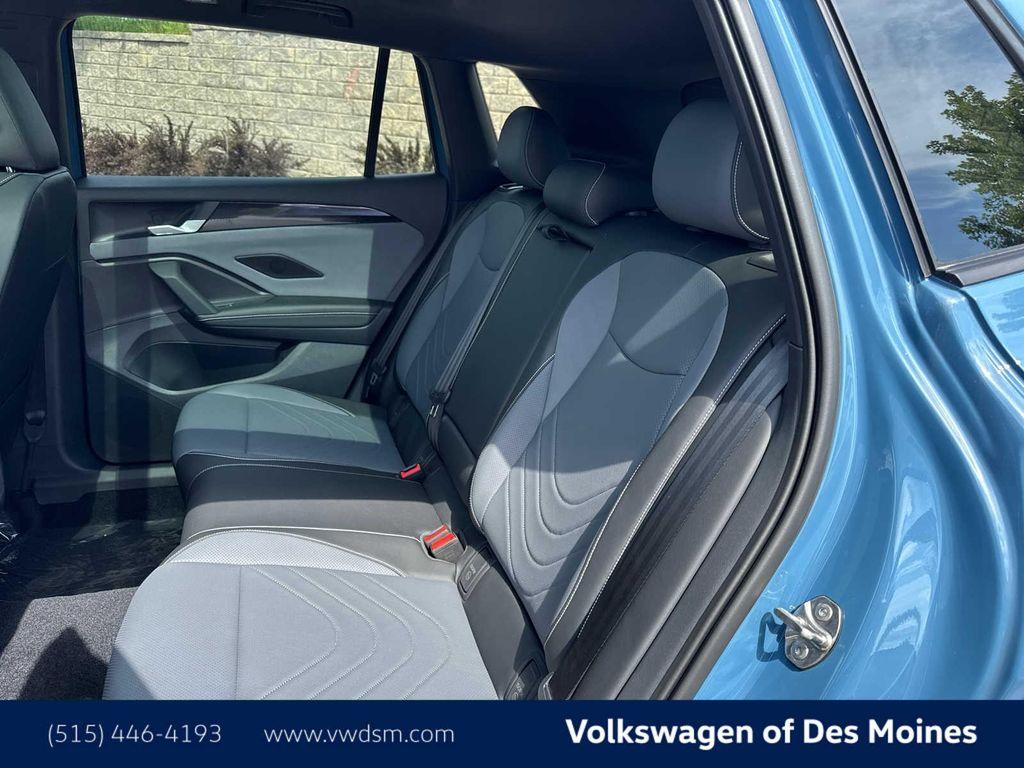 new 2025 Volkswagen Tiguan car, priced at $40,581