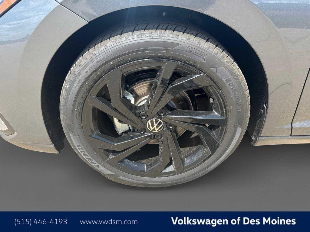 new 2025 Volkswagen Jetta car, priced at $27,046