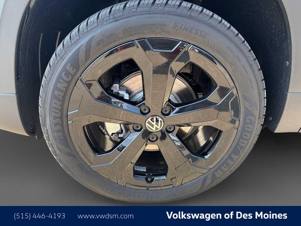 new 2025 Volkswagen Taos car, priced at $31,609