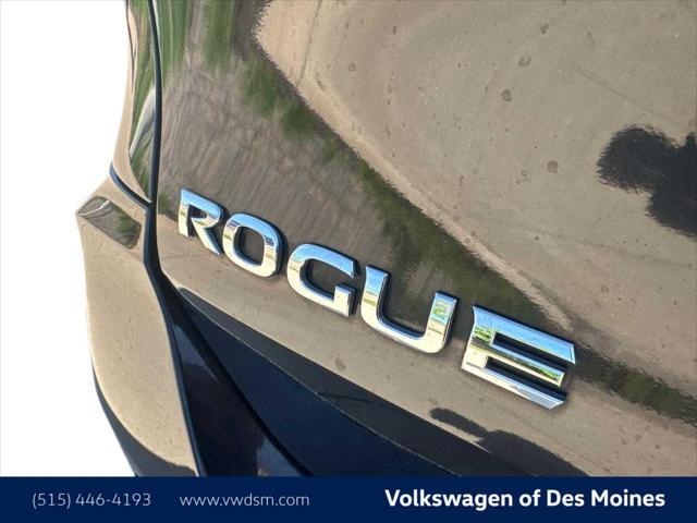 used 2019 Nissan Rogue car, priced at $18,998