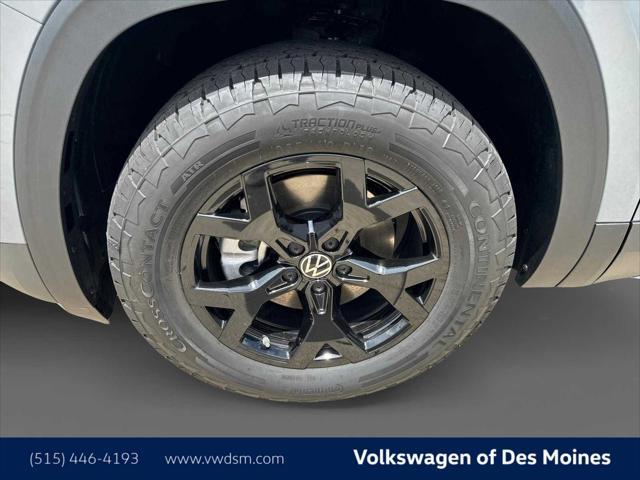 new 2025 Volkswagen Atlas car, priced at $47,980