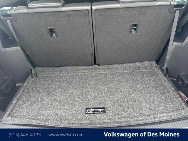 new 2025 Volkswagen Atlas car, priced at $54,998