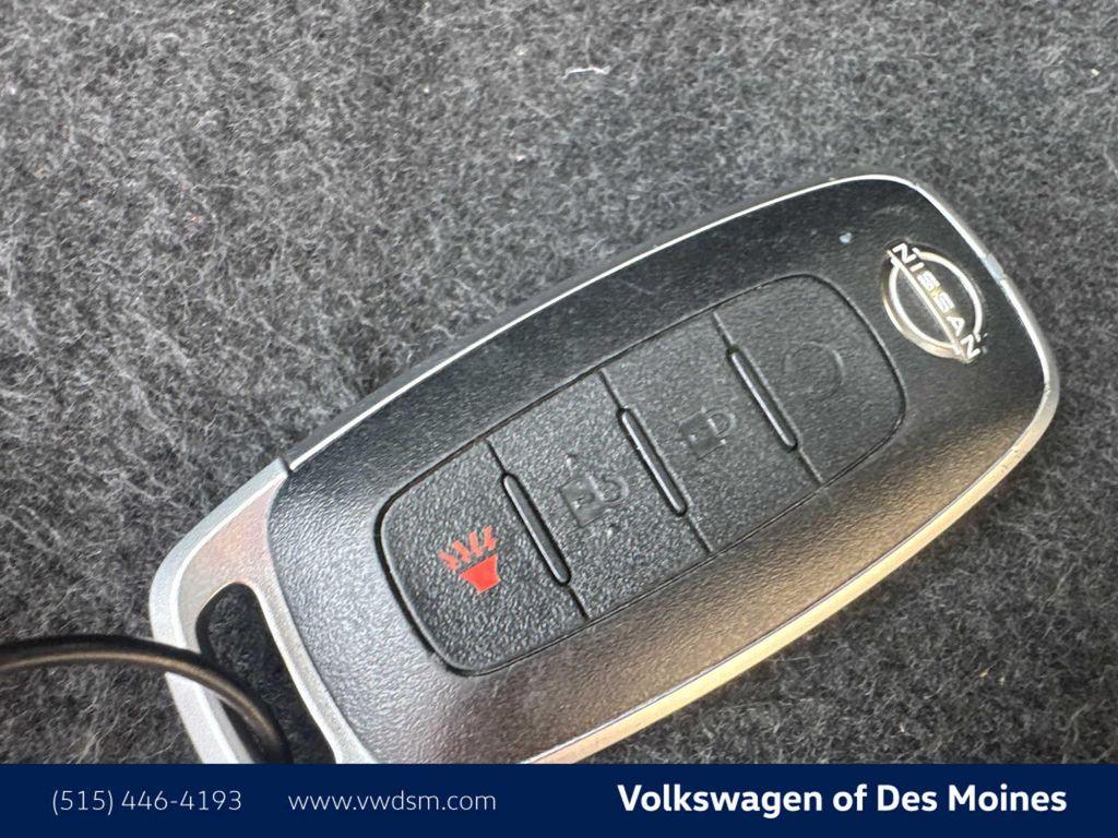 used 2023 Nissan Rogue car, priced at $21,992