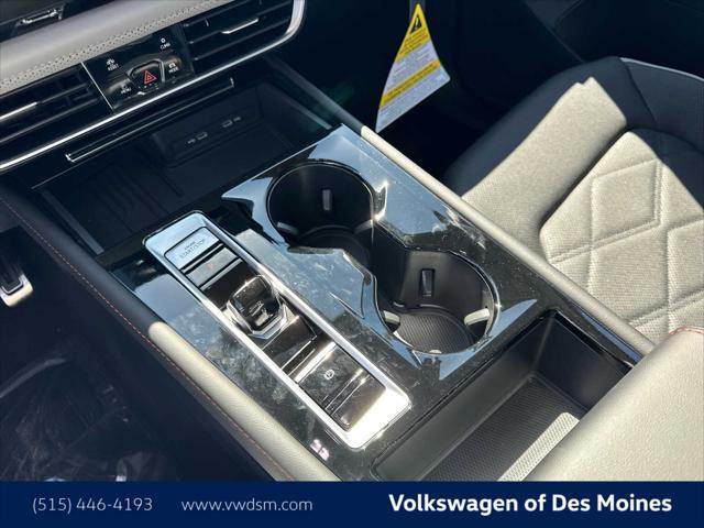 new 2025 Volkswagen Atlas car, priced at $48,498