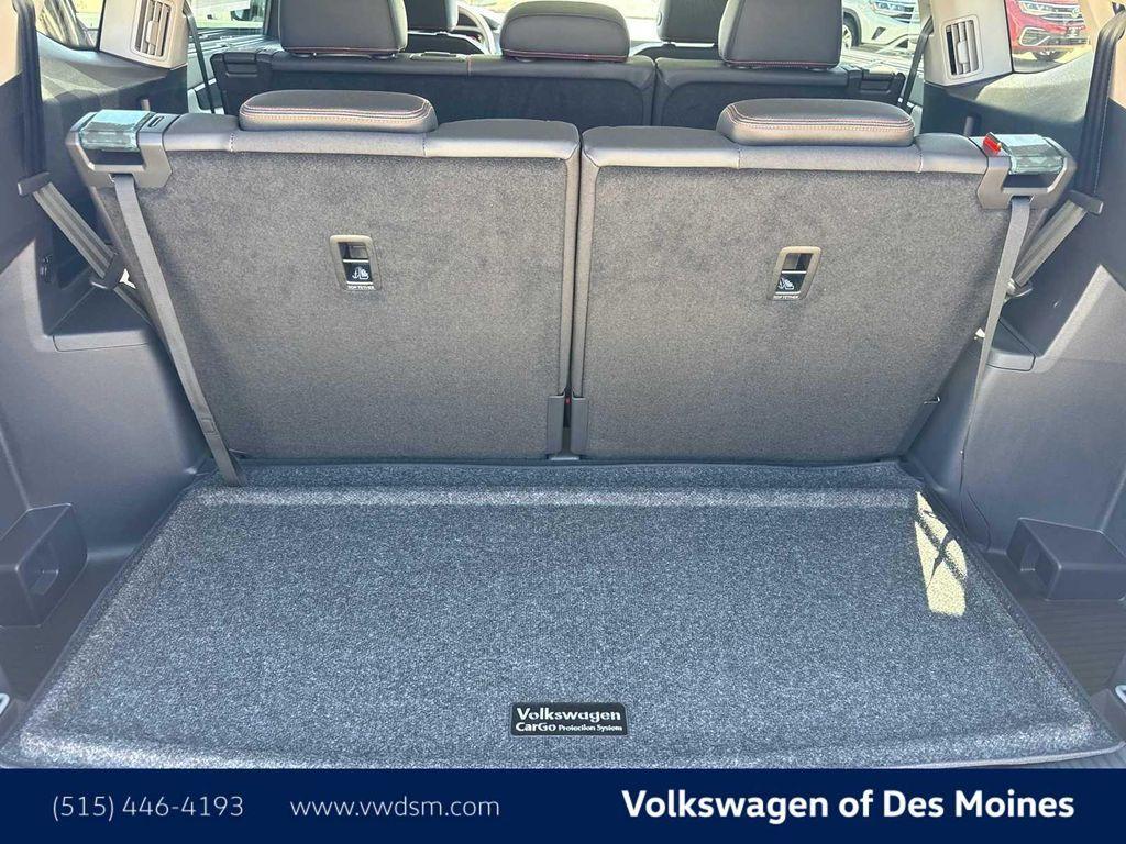 new 2025 Volkswagen Atlas car, priced at $44,514