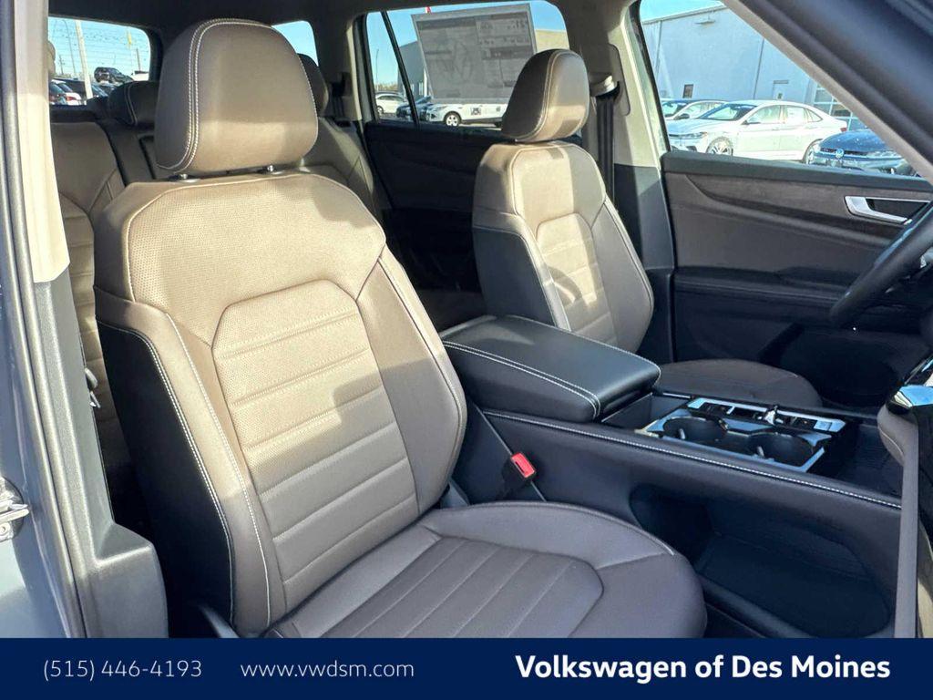 new 2026 Volkswagen Atlas car, priced at $49,273