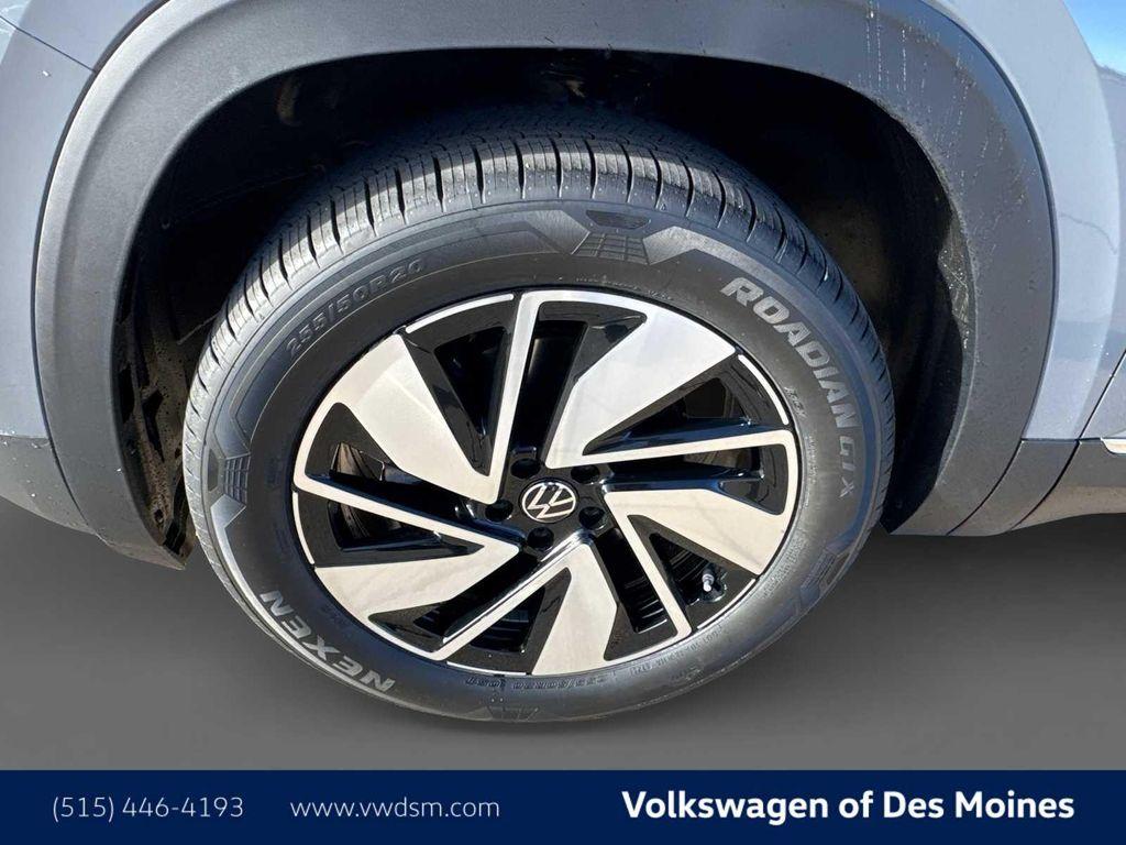 new 2026 Volkswagen Atlas car, priced at $49,273
