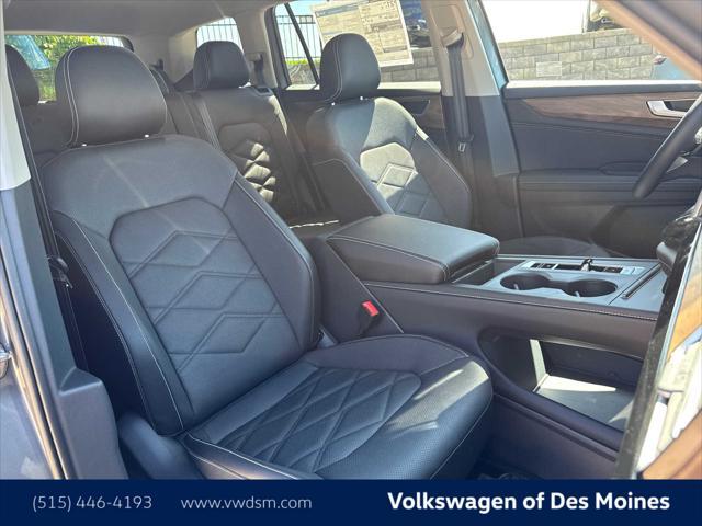 new 2025 Volkswagen Atlas car, priced at $40,998