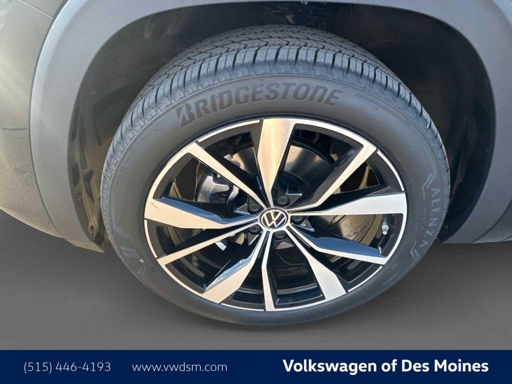 new 2026 Volkswagen Atlas Cross Sport car, priced at $53,065