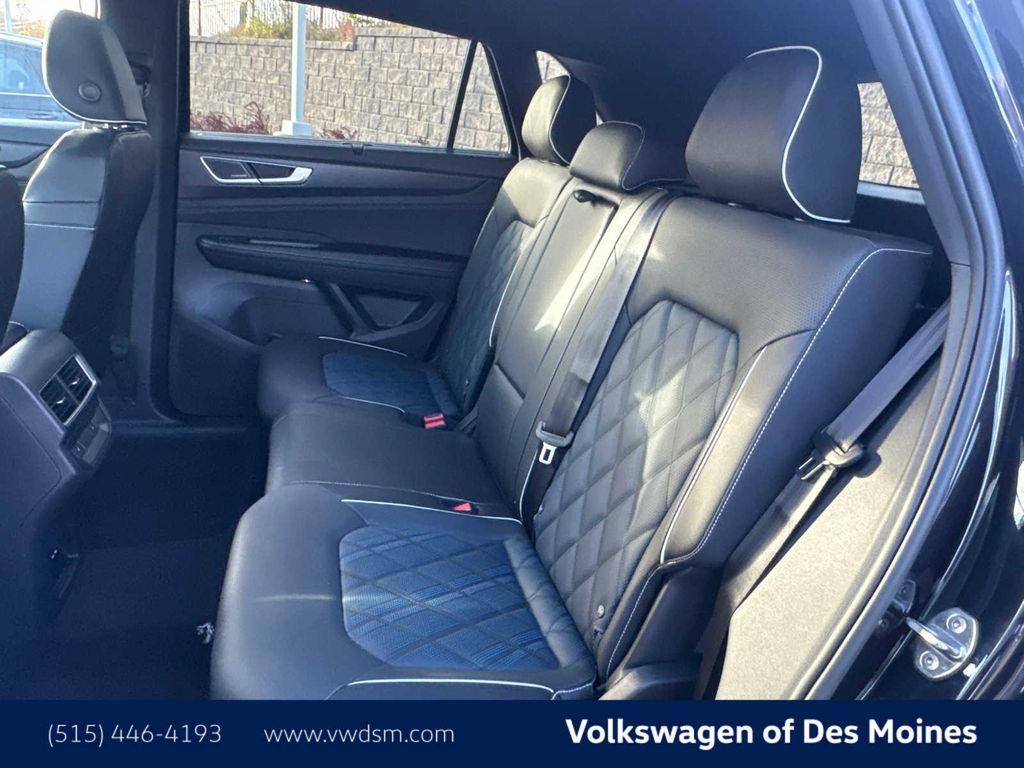 new 2026 Volkswagen Atlas Cross Sport car, priced at $53,065