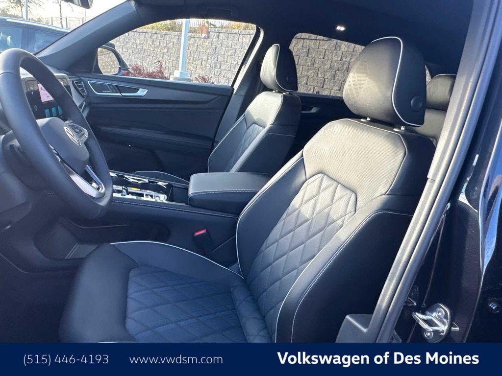 new 2026 Volkswagen Atlas Cross Sport car, priced at $53,065