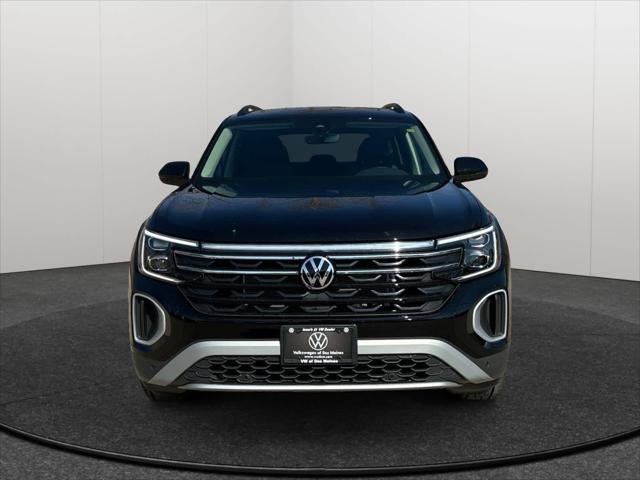 new 2024 Volkswagen Atlas car, priced at $48,998