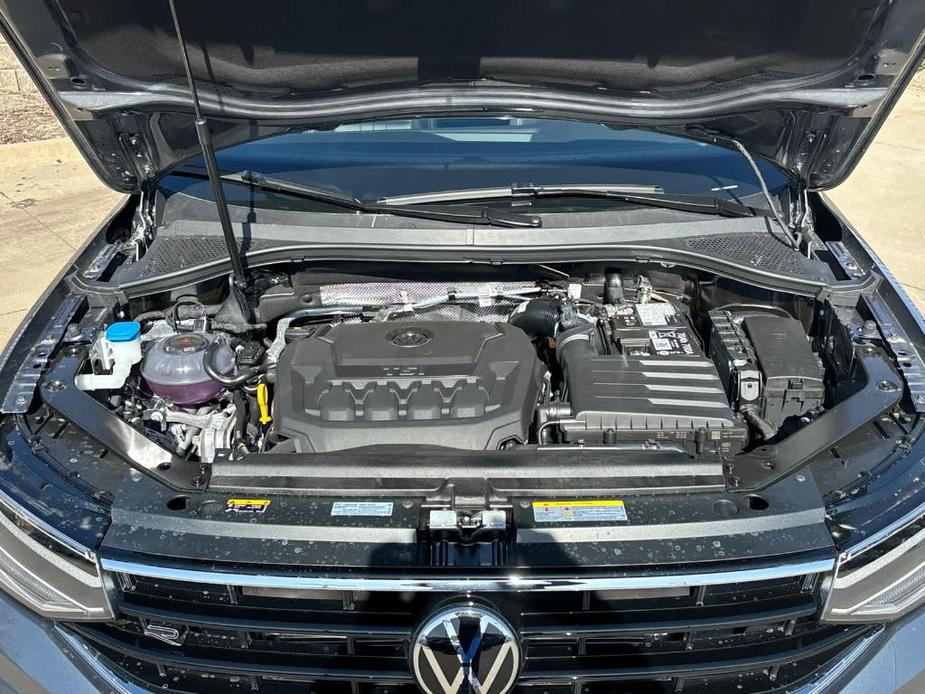 new 2024 Volkswagen Tiguan car, priced at $38,899