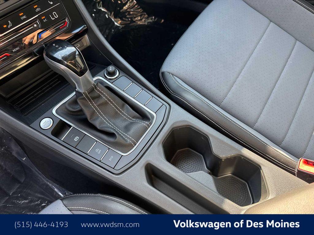 new 2025 Volkswagen Jetta car, priced at $27,998