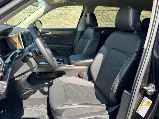 used 2025 Volkswagen Atlas car, priced at $39,998