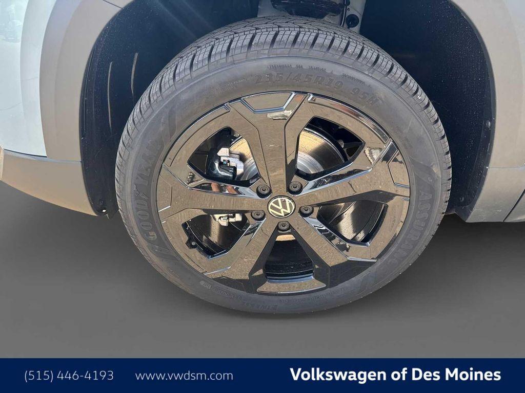 new 2025 Volkswagen Taos car, priced at $32,046