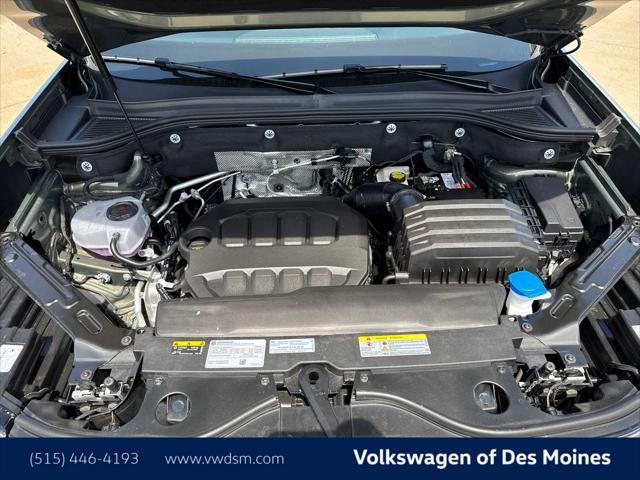new 2025 Volkswagen Atlas car, priced at $47,998