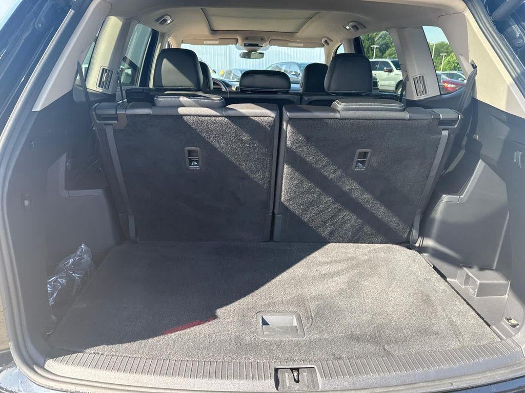 used 2024 Volkswagen Atlas car, priced at $37,998