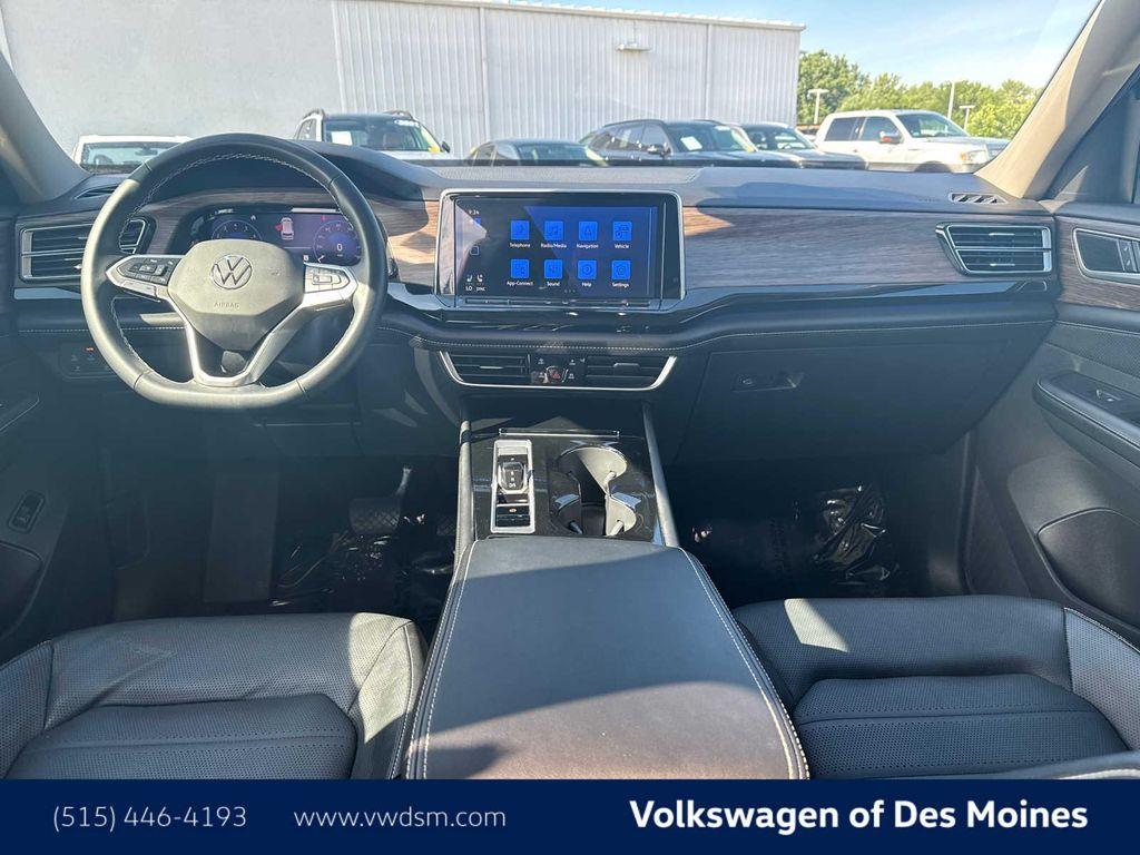 used 2024 Volkswagen Atlas car, priced at $36,677