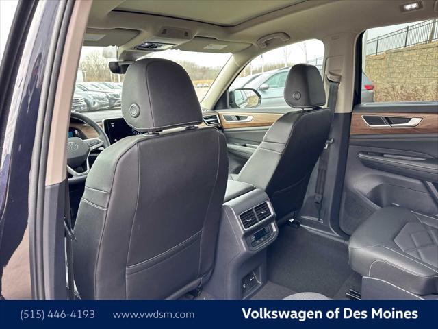 new 2025 Volkswagen Atlas car, priced at $49,010