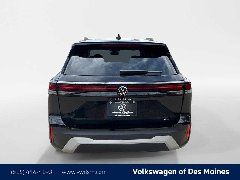 new 2025 Volkswagen Tiguan car, priced at $31,203