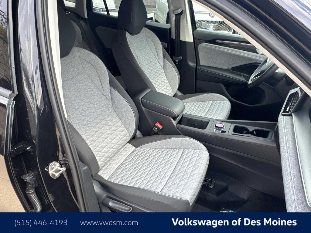 new 2025 Volkswagen Tiguan car, priced at $31,203
