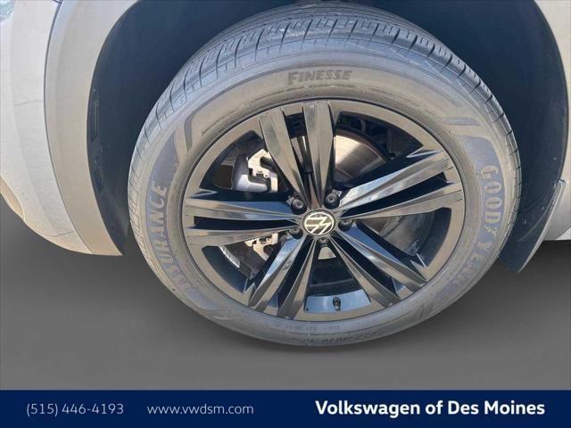 used 2023 Volkswagen Atlas Cross Sport car, priced at $35,998