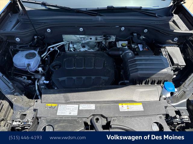 new 2025 Volkswagen Atlas car, priced at $49,498