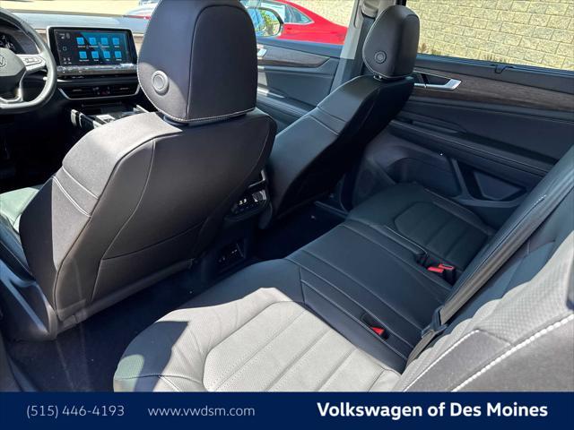 new 2025 Volkswagen Atlas car, priced at $49,498