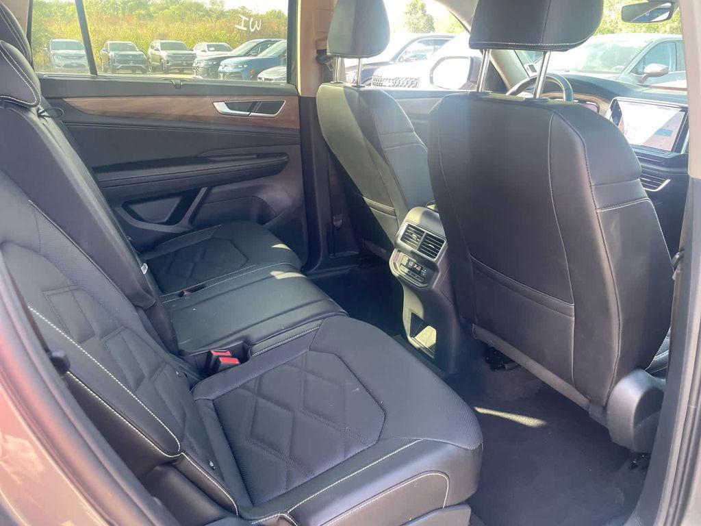 used 2025 Volkswagen Atlas car, priced at $38,998