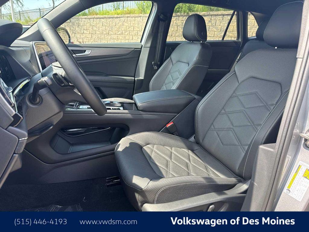 new 2026 Volkswagen Atlas Cross Sport car, priced at $46,604