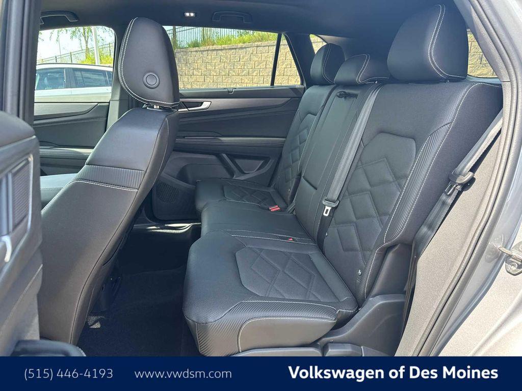 new 2026 Volkswagen Atlas Cross Sport car, priced at $46,604