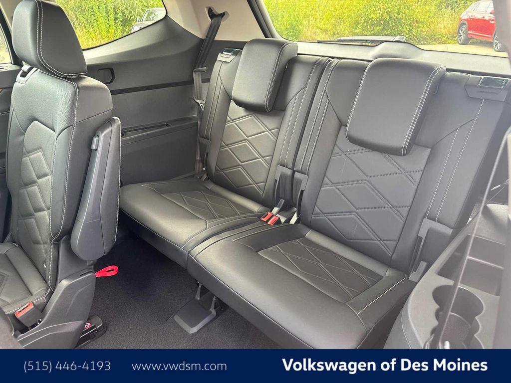 new 2026 Volkswagen Atlas car, priced at $46,088