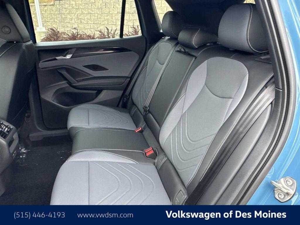 new 2025 Volkswagen Tiguan car, priced at $38,115