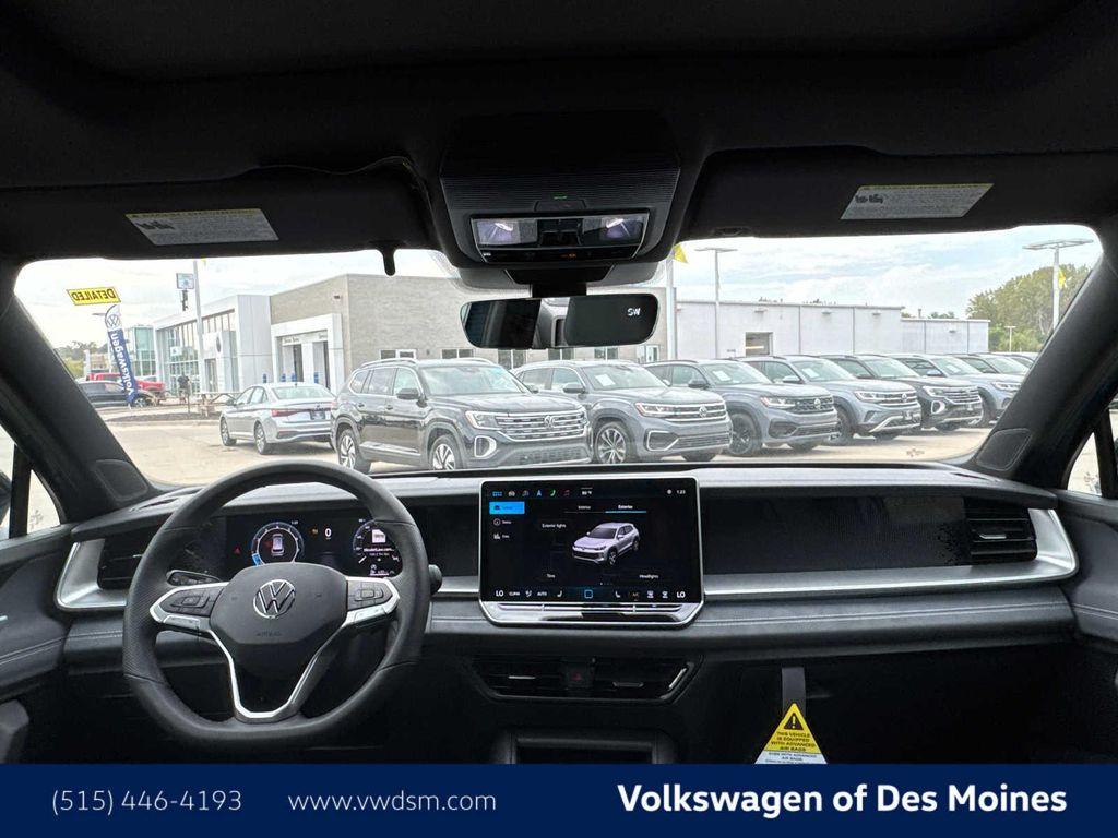 new 2025 Volkswagen Tiguan car, priced at $38,115